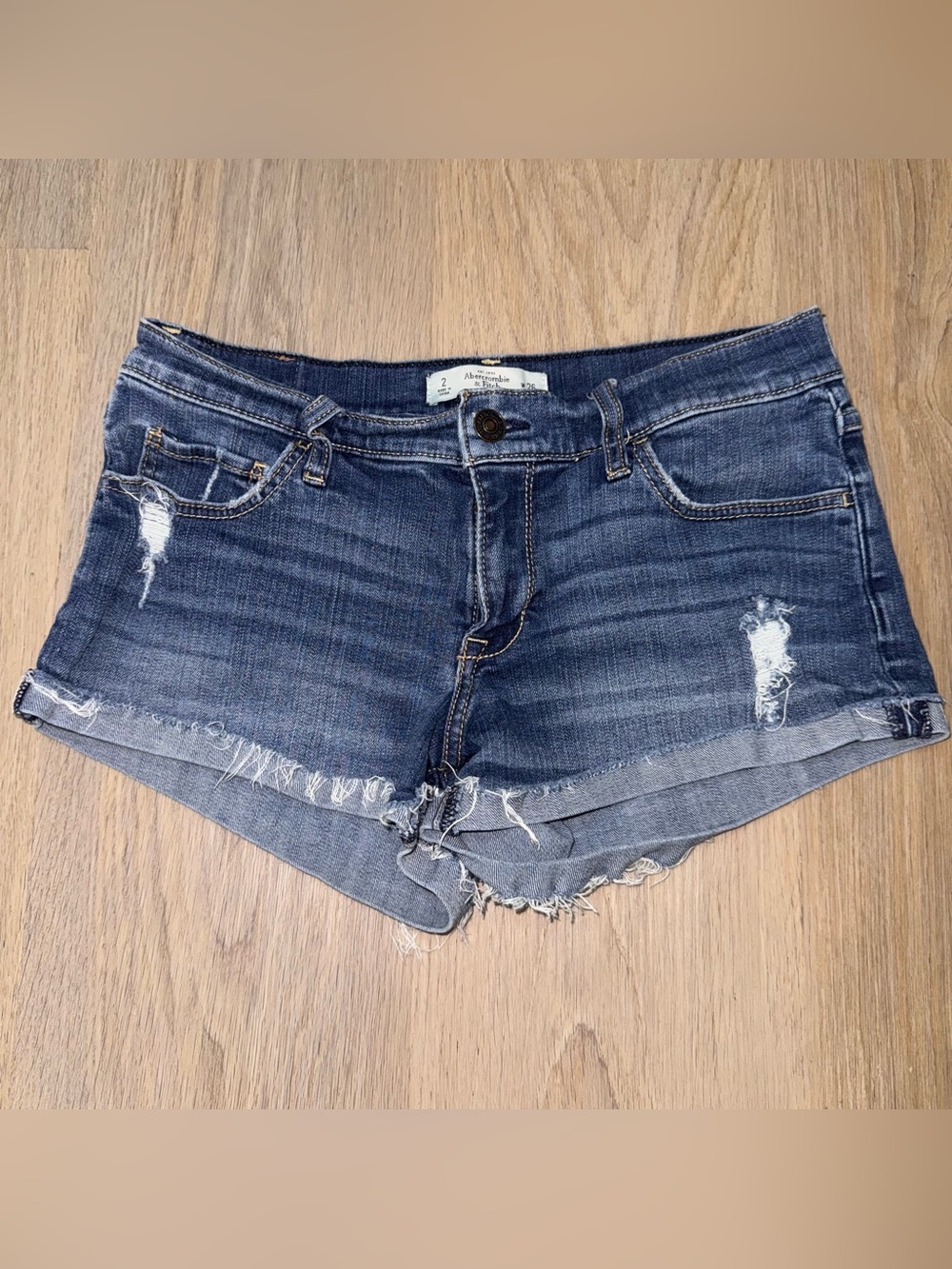 Abercrombie & Fitch Y2K Low Waist Denim Shorts - Size 2(26)